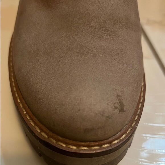 Timberland Women's Taupe Ankle Boots - Picture 4 of 8